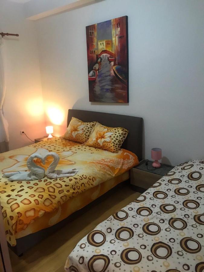 Jovana -- Porodicni Apartmani Igalo Herceg Novi Luaran gambar
