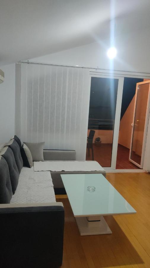 Jovana -- Porodicni Apartmani Igalo Herceg Novi Luaran gambar