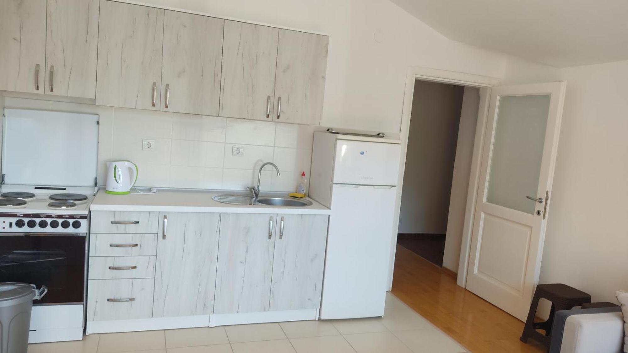 Jovana -- Porodicni Apartmani Igalo Herceg Novi Bilik gambar